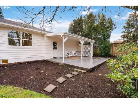 4275 SW Crestwood Drive Portland OR 97225