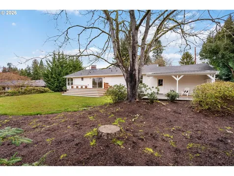 4275 SW Crestwood Drive Portland OR 97225