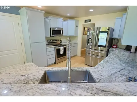 93789 Coos Sumner Lane Coos Bay OR 97420