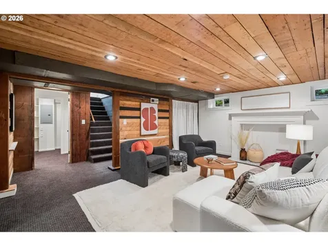 5816 NE 24th Avenue Portland OR 97211