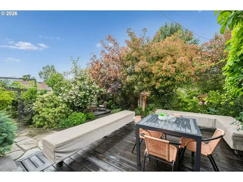5816 NE 24th Avenue Portland OR 97211