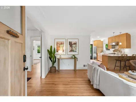5816 NE 24th Avenue Portland OR 97211
