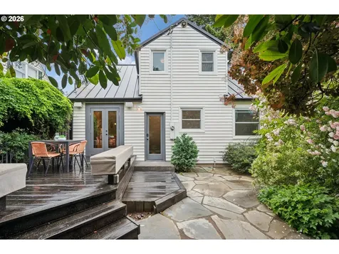 5816 NE 24th Avenue Portland OR 97211