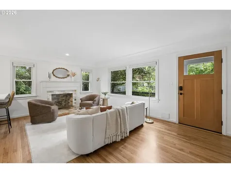 5816 NE 24th Avenue Portland OR 97211