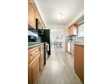 105 Holly Park Street Longview WA 98632