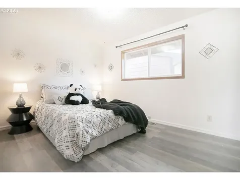 105 Holly Park Street Longview WA 98632