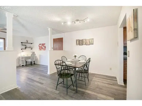 105 Holly Park Street Longview WA 98632