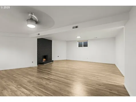 2669 SE Alder Street Hillsboro OR 97123