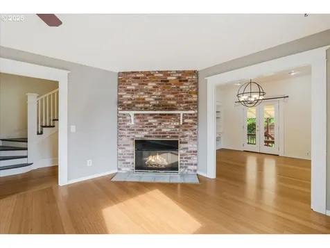 3377 SE Franklin Street Portland OR 97202