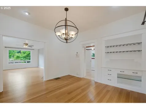 3377 SE Franklin Street Portland OR 97202
