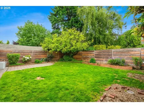 3377 SE Franklin Street Portland OR 97202