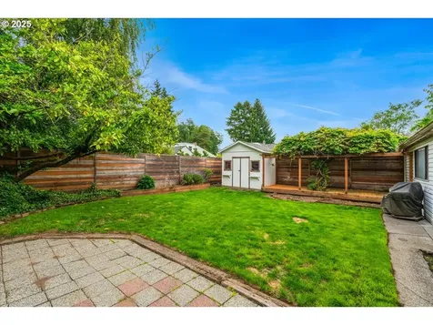 3377 SE Franklin Street Portland OR 97202