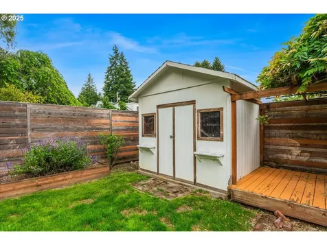 3377 SE Franklin Street Portland OR 97202