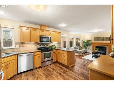 6848 Simeon Drive Springfield OR 97478