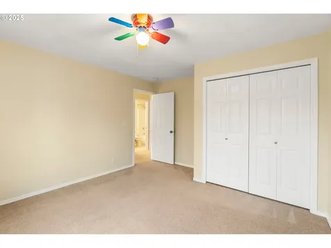 6848 Simeon Drive Springfield OR 97478