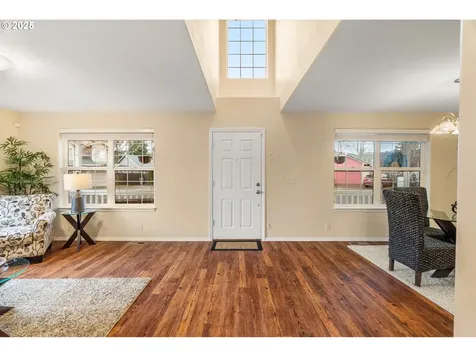 6848 Simeon Drive Springfield OR 97478