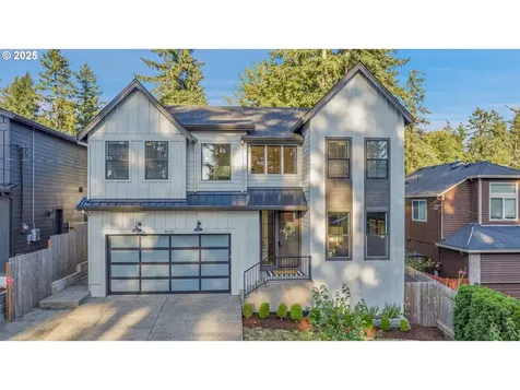 9310 SW 52nd Avenue Portland OR 97219