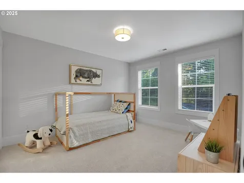 9310 SW 52nd Avenue Portland OR 97219