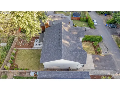 9310 SW 52nd Avenue Portland OR 97219