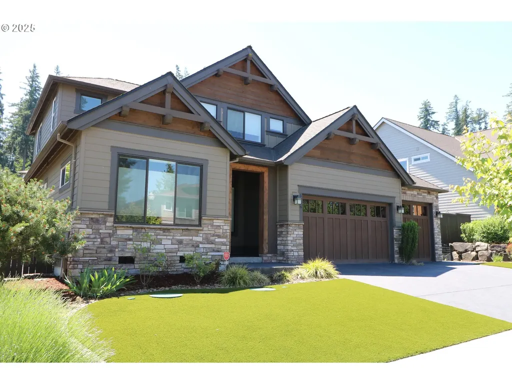 5786 NW Hood Loop Camas WA 98607