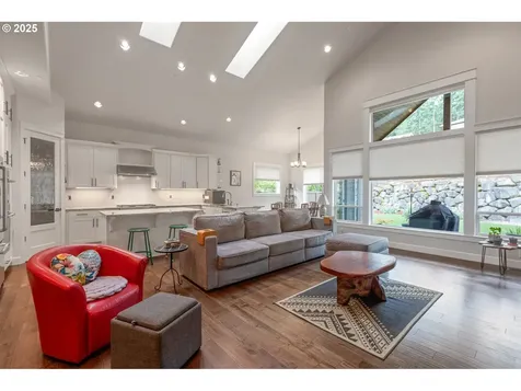 5786 NW Hood Loop Camas WA 98607