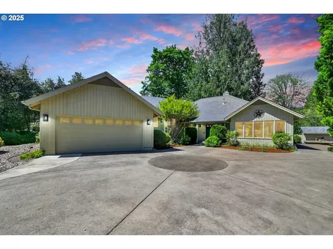 41815 Madrone Street Springfield OR 97478