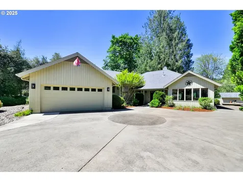 41815 Madrone Street Springfield OR 97478