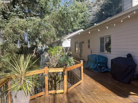 3340 31st Street Florence OR 97439