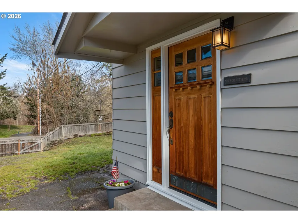 6160 SE Frances Street Hillsboro OR 97123