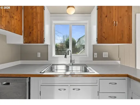 6160 SE Frances Street Hillsboro OR 97123