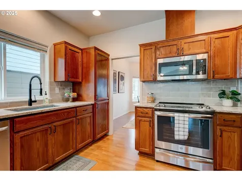 19946 SW Zackwood Court Beaverton OR 97078