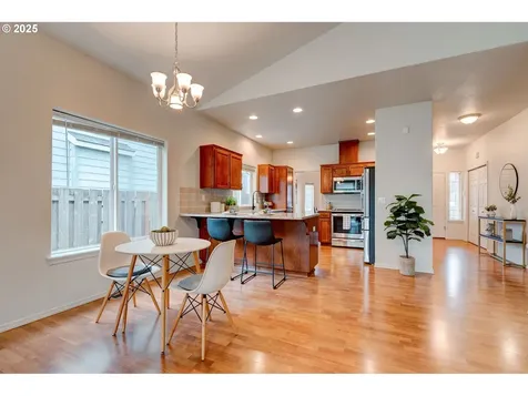 19946 SW Zackwood Court Beaverton OR 97078