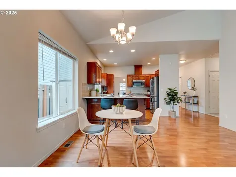 19946 SW Zackwood Court Beaverton OR 97078