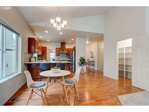 19946 SW Zackwood Court Beaverton OR 97078
