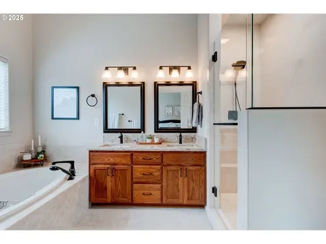 19946 SW Zackwood Court Beaverton OR 97078