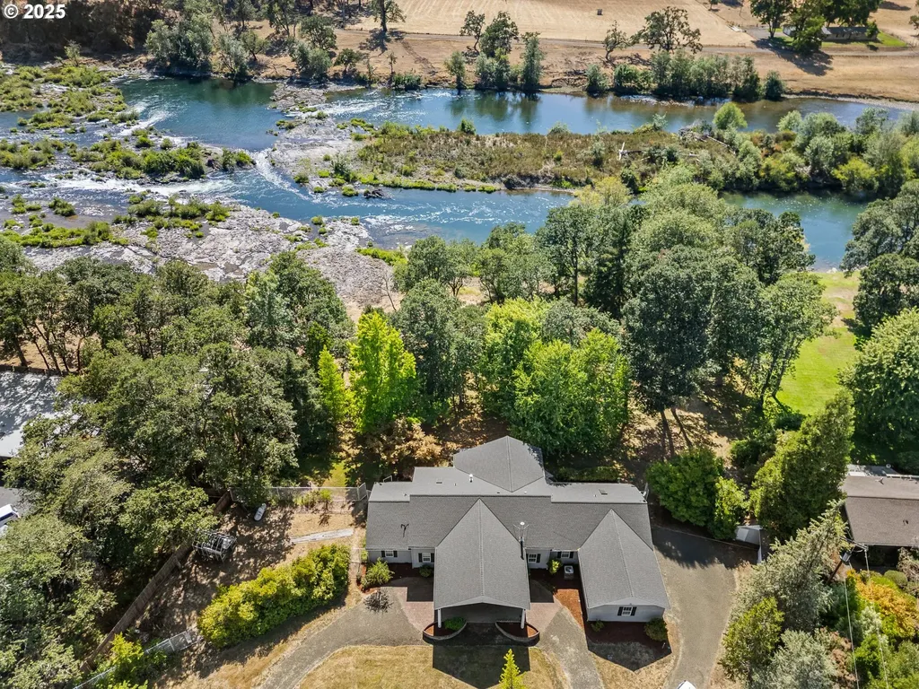 784 Echo Drive Roseburg OR 97470
