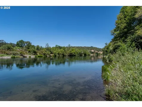 784 Echo Drive Roseburg OR 97470