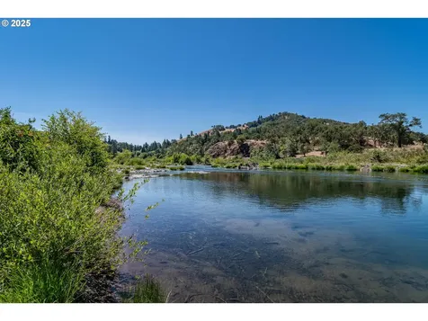 784 Echo Drive Roseburg OR 97470