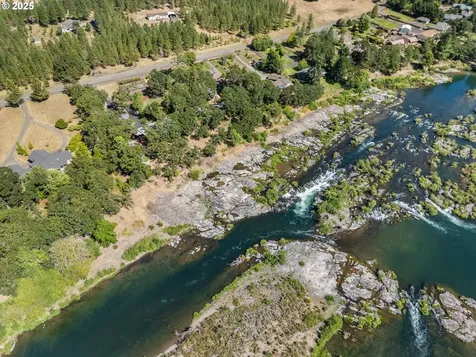 784 Echo Drive Roseburg OR 97470