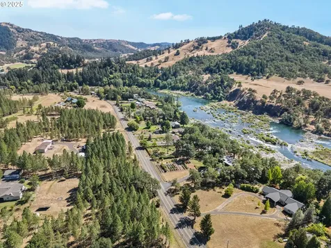 784 Echo Drive Roseburg OR 97470