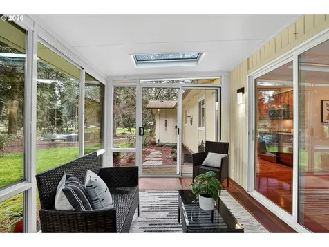 12715 NE 7th Place Vancouver WA 98684
