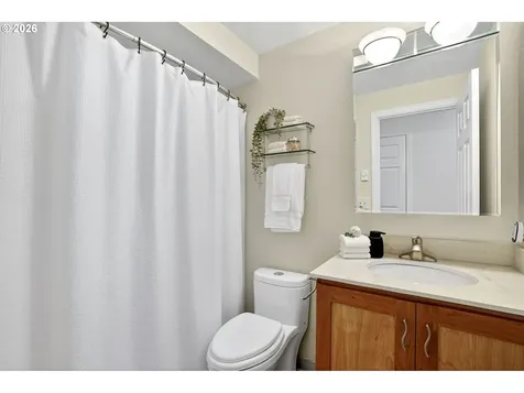 12715 NE 7th Place Vancouver WA 98684