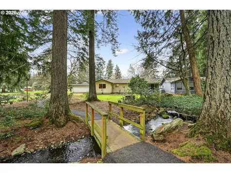 12715 NE 7th Place Vancouver WA 98684