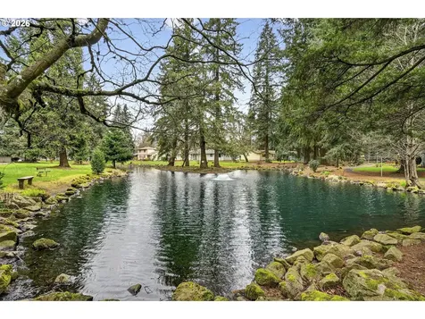 12715 NE 7th Place Vancouver WA 98684