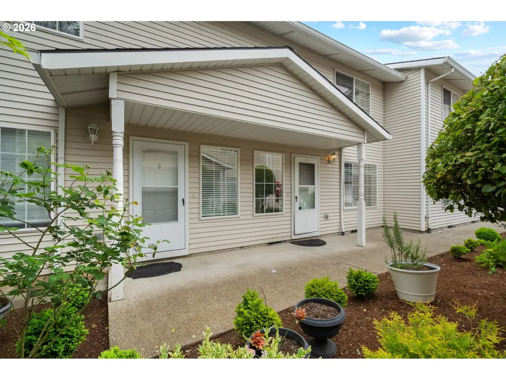 18220 SE Pine Street Portland OR 97233