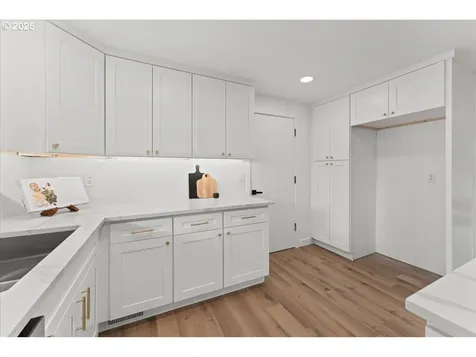 6225 SW Cross Creek Drive Beaverton OR 97078