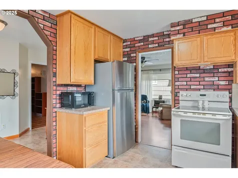 2774 Maryland Street Longview WA 98632