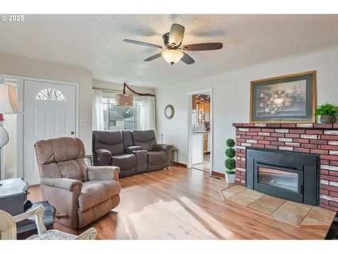2774 Maryland Street Longview WA 98632