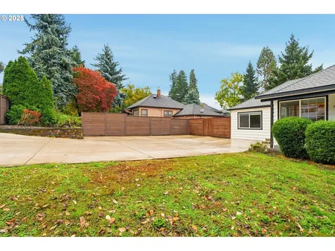 6514 SE Thiessen Road Milwaukie OR 97267