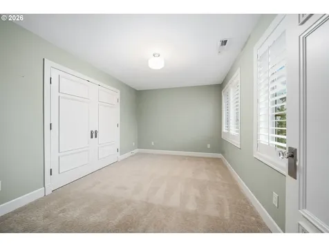 5711 NW 144th Circle Vancouver WA 98685
